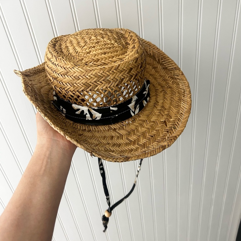 Doreman Pacific Co DPC Small Women's Straw Hat with Black Floral Band - Picture 9 of 9